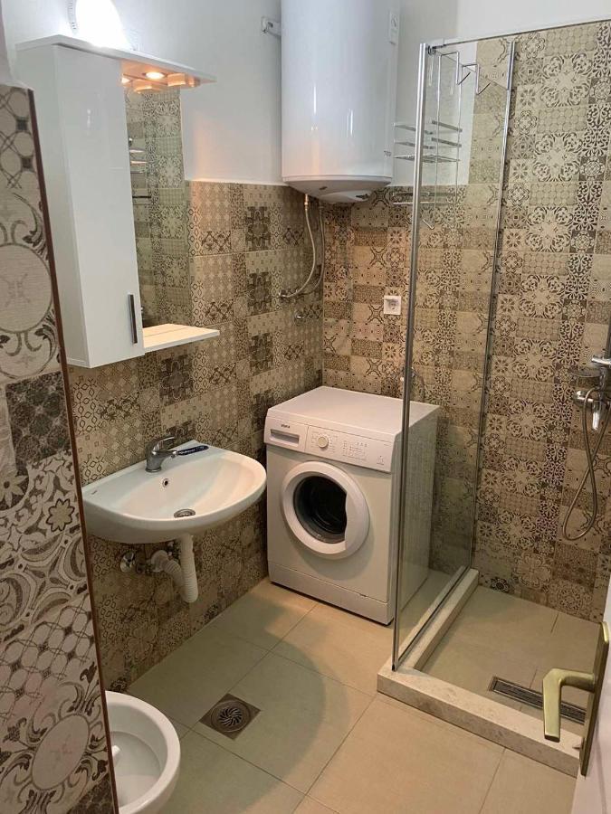 Linden Apartment بلوزين المظهر الخارجي الصورة